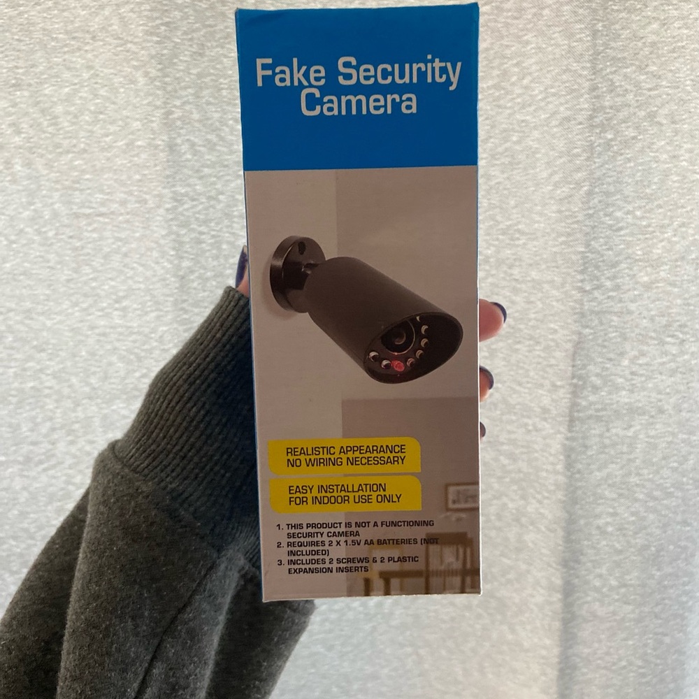 FAKE SECURITY CAMERA
